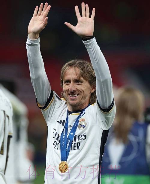 记者:皇马周六为安帅、莫德里奇等人办告别仪式 记者:皇马周六为安帅、莫德里奇等人办告别仪式